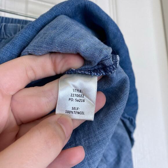 CURRENT AIR Chambray Tiered Shorts Size Medium Flowy Summer Tencel - Picture 7 of 7